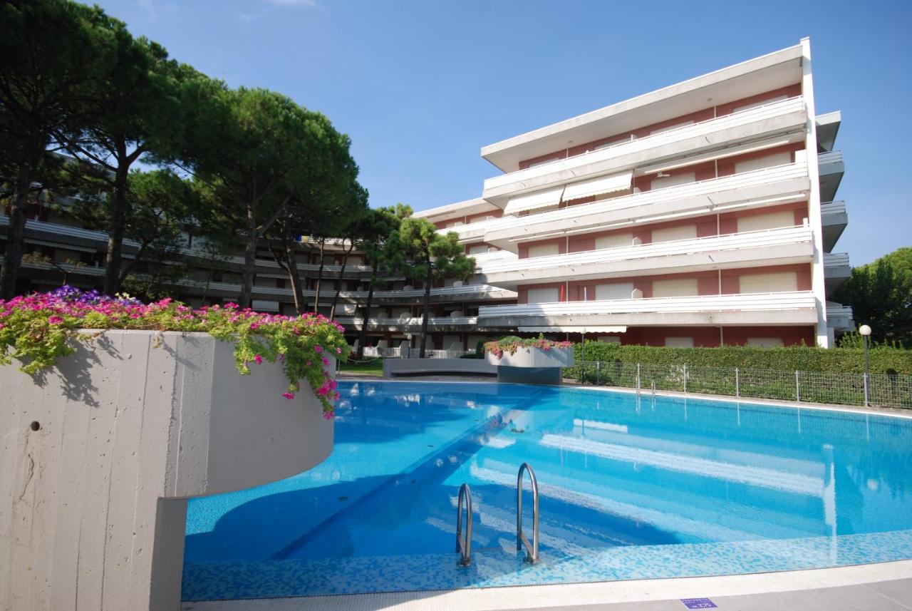 Residenza La Meridiana Lignano Sabbiadoro Extérieur photo